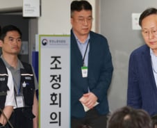 [사설]삼성전자 성과급 갈등이 몰고온 후폭풍