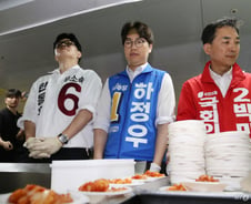 朴 "한동훈, 보수 배신"vs韓 "박민식, 부산 배신"…하정우 "쌈박질 서울가서"