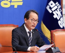 민주당, 김관영 비판 "허위로 대통령 이름까지 끌어들여…황당한 궤변"