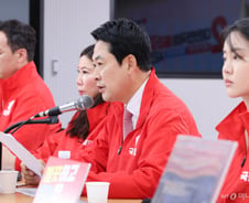 장동혁 "이재명 대통령, 물가·환율·금리는 말 않고 주가만 이야기"