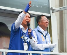정청래 "尹·박근혜·MB 다 합쳐도 李대통령이 일 더 잘하지 않냐"