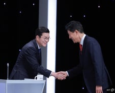오세훈 "서울 정상화 위해 사력" vs 정원오 "10년 무능 심판해야"