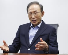 전재수 "부산 망가뜨려" 박형준 "왜곡된 과거"…MB 방문 놓고 공방