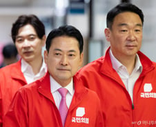 장동혁 "주권자 힘 보여달라…투표 포기, 李 재판 지울 기회 주는 것"