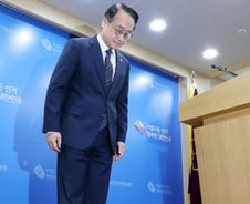 선관위 "송파구 유권자 50%만 인쇄…책임질 일 있으면 책임지겠다"