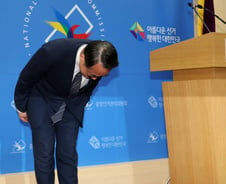선관위 "투표용지 부족, 재선거 사유 아냐…개표 중단도 불가"