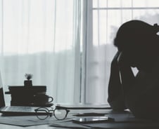 "치료받아야 했는데"...우울함 쏟아내던 딸 세상 떠난 뒤 아버지의 후회