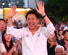 서울시장 당락 가른 2030...인스타 조회수도 오세훈이 18배 앞섰다