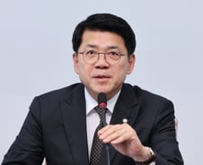 "뭉치지 않으면 이길 수 없다" 만장일치 당선, 김준형의 '혁신당'[인터뷰]
