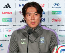 멕시코전 앞두고 훈련장 엿본 드론...홍명보 "중요한 시점인데 유감"