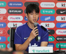 남아공전 앞둔 이한범 "비겨도 된다는 생각 없다…무조건 이길 것"