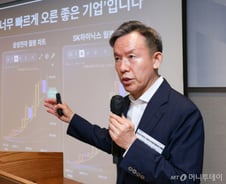 청년 기업가 만난 최현만 고문 "인재 잡으려면…권한을 줘라"