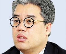 극장의 죽음과 이야기의 미래[투데이 窓/임대근]
