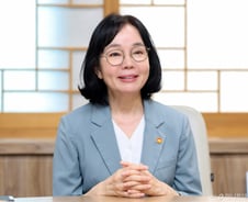 송경희 "AI 개인정보, 무조건 막는 게 답 아냐…위험 따라 규율"