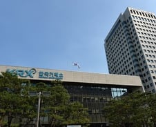 '스탠다드=비우량 기업' 낙인…코스닥 승강제, '자금 쏠림'만 키운다