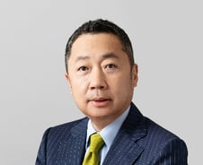 두산, '네팔 직원 6명' 무사귀환 총력전…오늘 박정원 회장 출국