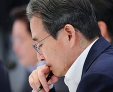 [우보세] 정책실장의 퇴진이 남긴 것