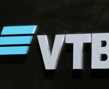 미국, '이란과 금융 거래' 러시아 은행 VTB 제재