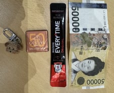 "한국 아저씨가 줬다"...일본인 관광객, 전철서 깜짝 선물 '감동'[오따뉴]