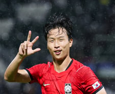 "카타르 4대 1 대승 못 볼 뻔"…축구대표팀 야구장에 데려간 日
