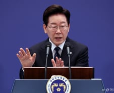 국힘, 李대통령 기자회견에 "정권 실패는 남 탓…'나 홀로 찬가'"
