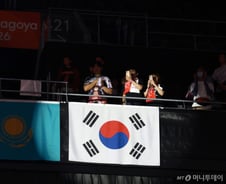 한국 경기에 北국가, 환영식엔 도요토미 히데요시…막가는 아시안게임
