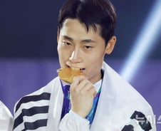대기업 정규직 전환 포기→테크볼 올인…이준석, AG 초대 챔피언 등극