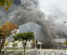 "불났어, 빨리 나가요" 동료 대피 돕다 '중상'...끔찍했던 화재 현장 [뉴스속오늘]