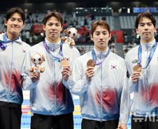 한국신기록 쓰고 '동메달'…남자 혼계영 400m, AG 2회 연속 입상