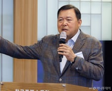 황각규 고문 "청년 창업가들, 화려함 보다 실리 추구해야"