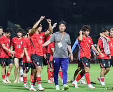 '이영준 멀티골' 남자축구, AG 4연패 도전 순항...베트남에 4-0 완승