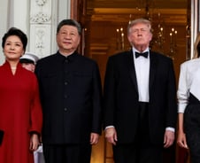 앤드루스·멜라니아 그리고 '이것'…트럼프 극진 환대 읽는 키워드 셋
