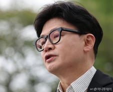 한동훈도 '암살자(들)' 비판 가세…"표현의 자유엔 비판할 자유도"