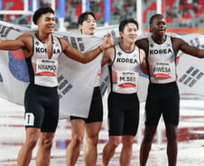 '실격 후 기사회생' 男 400m 계주…'38초43' 韓신기록으로 동메달