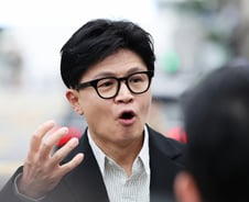 한동훈 "이재명 대통령 답하라…DMZ 지뢰 조사 미룬 범인 누구냐"