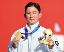 1발 빼고 '올텐'…김종호, 컴파운드 남자 개인전 한국 최초 '금'