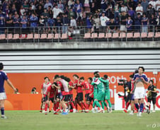 한국 축구, '금빛' 새 역사 썼다…숙적 일본 꺾고 사상 첫 AG '4연패'