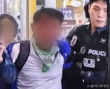 시민들이 참사 막았다...인천 흉기난동 건물에 '대형 키즈카페'