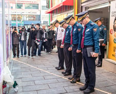 핼러윈 앞두고 홍대·이태원 등 번화가에 경찰 4600명 투입…인파 집중관리