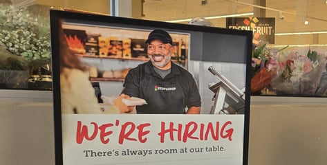 美 상반기 금리 인하 물건너가나…'깜짝 고용 호조' 월가도 몰랐다