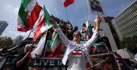 이란 마지막 왕세자 "트럼프, 이슬람 정권 교체 도와달라"