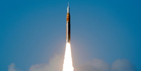 54년 만 유인 달 탐사에 韓 이름 새긴 'K-라드큐브'… 첫 교신 '오매불망'