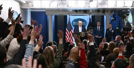 "부활절 기적" 트럼프, 현실판 '라이언일병구하기' 포장...반전 여론 뒤집힐까