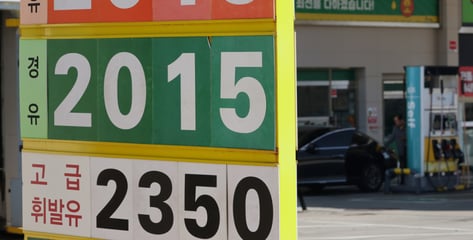 일본 기름값 1580원에 묶는다...주요국들 고유가 대응 카드는?