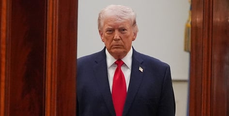 트럼프 "호르무즈 해협 통항 지원할 것…큰돈 벌릴 것"