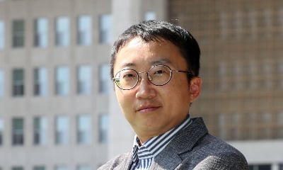 57조 버는 삼성전자, 그런 기업 대하는 한국 정치 수준