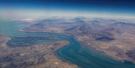 이란군 "美 해상봉쇄는 해적질"…호르무즈 통제에 강경 대응 시사