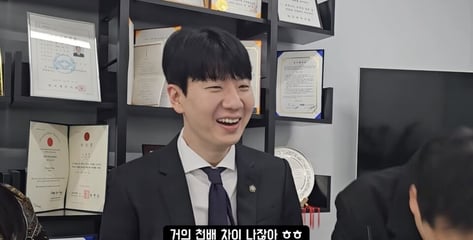 100만원도 못 벌던 개그맨..."수입 1000배" 변호사 된 깜짝 근황