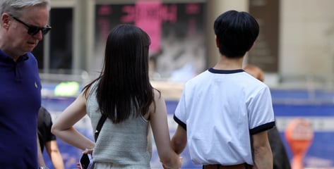 '4월에 28도'…유통업계 여름 경쟁, 한달 빨라졌다