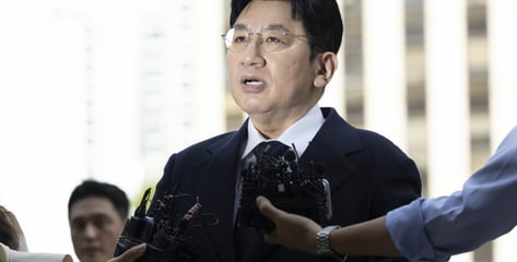 경찰, 방시혁 하이브 의장 구속영장 신청…'사기적 부정거래' 혐의